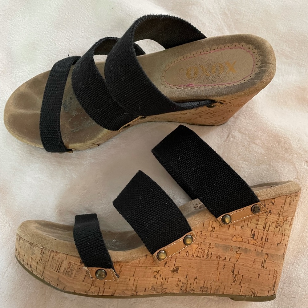 XOXO Black Canvas Wedges 7